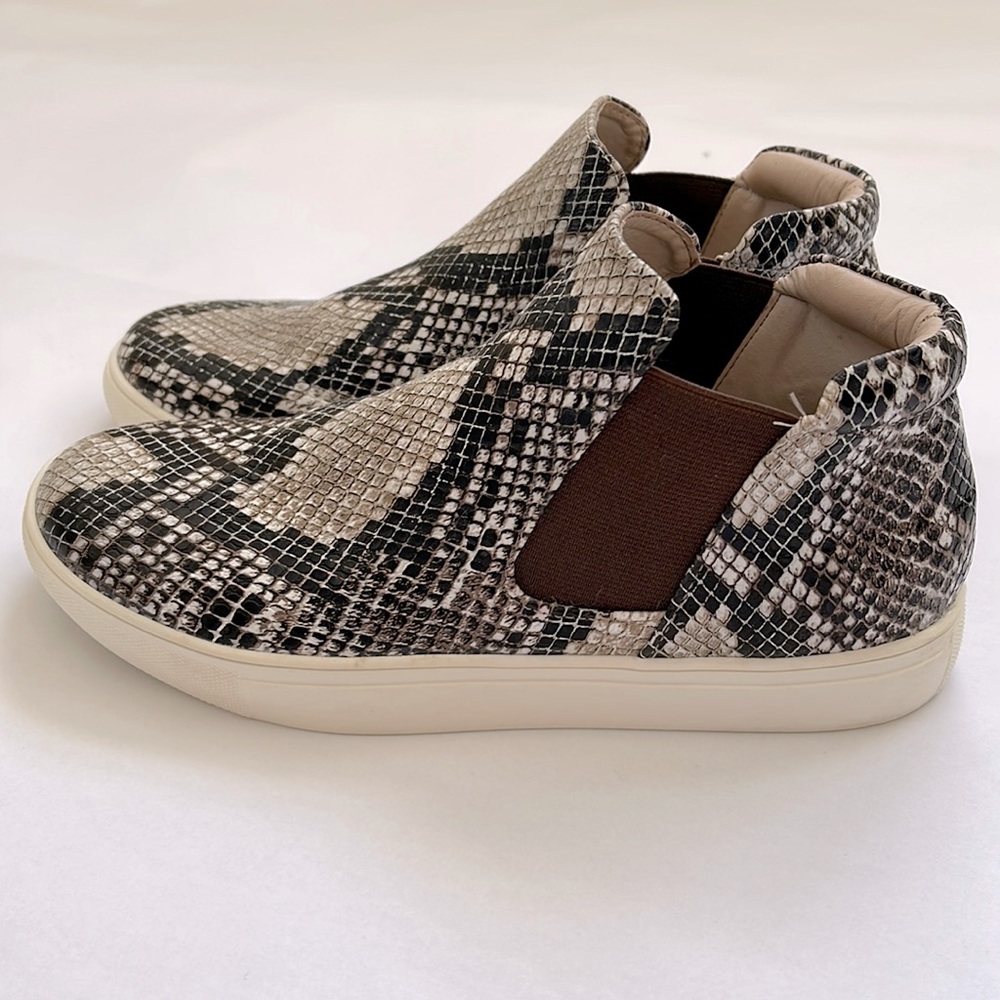 COCONUTS BY MATISSE SNAKESKIN PLATFORM SNEAKER